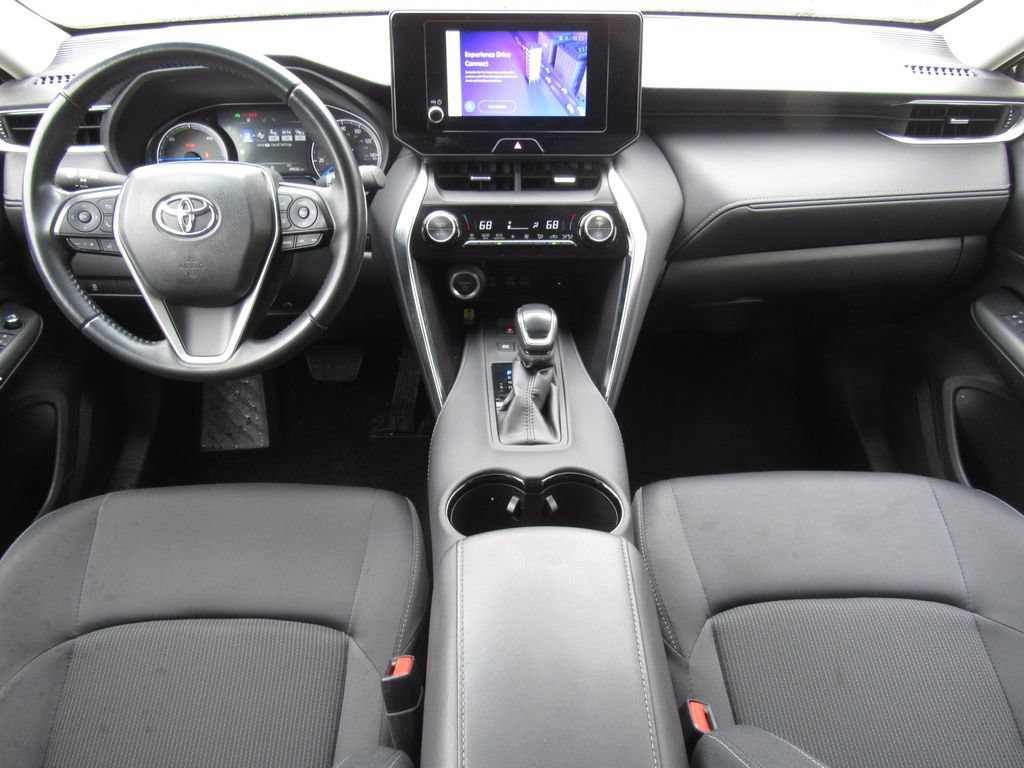 Certified 2024 Toyota Venza LE AWD/4WD image 28