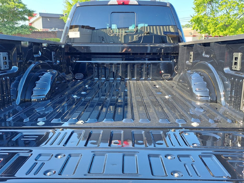 New 2026 Ford F350 Platinum w/ FX4 Off-Road Package AWD/4WD image 16