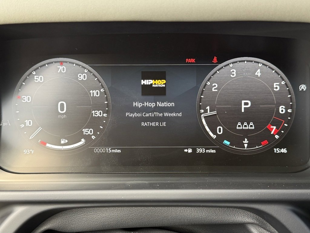 New 2026 Land Rover Defender 110 S image 30