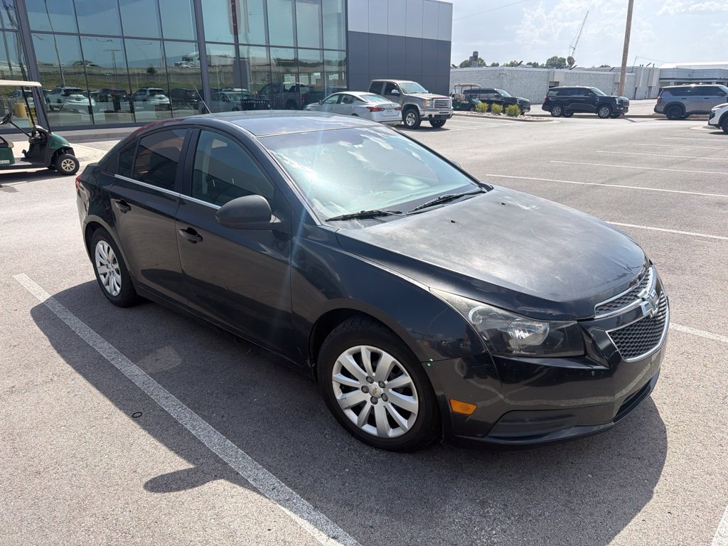 Used 2011 Chevrolet Cruze LT FWD image 3