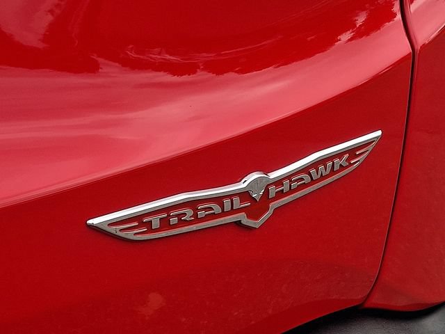 Used 2023 Jeep Renegade Trailhawk AWD/4WD image 30