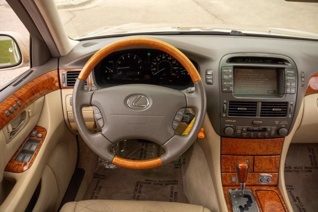 Used 2006 Lexus LS 430 RWD image 13