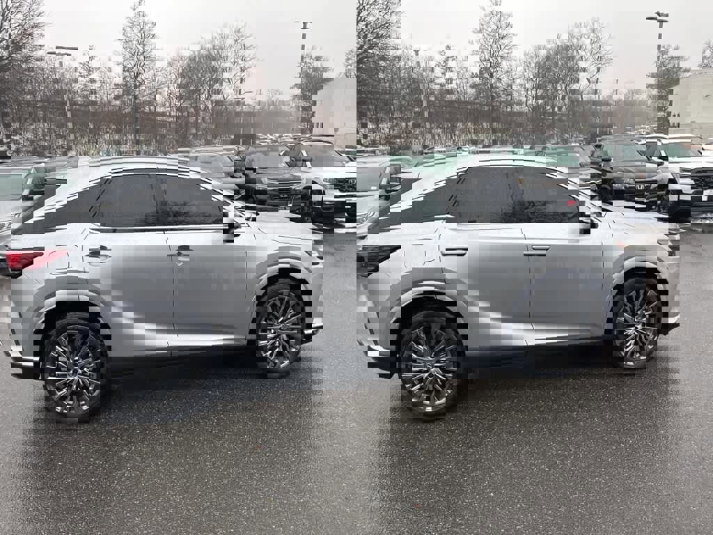 Used 2025 Lexus RX 450h Luxury image 13