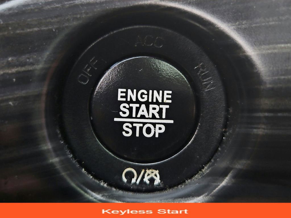 Used 2022 Jeep Grand Cherokee Laredo X image 38