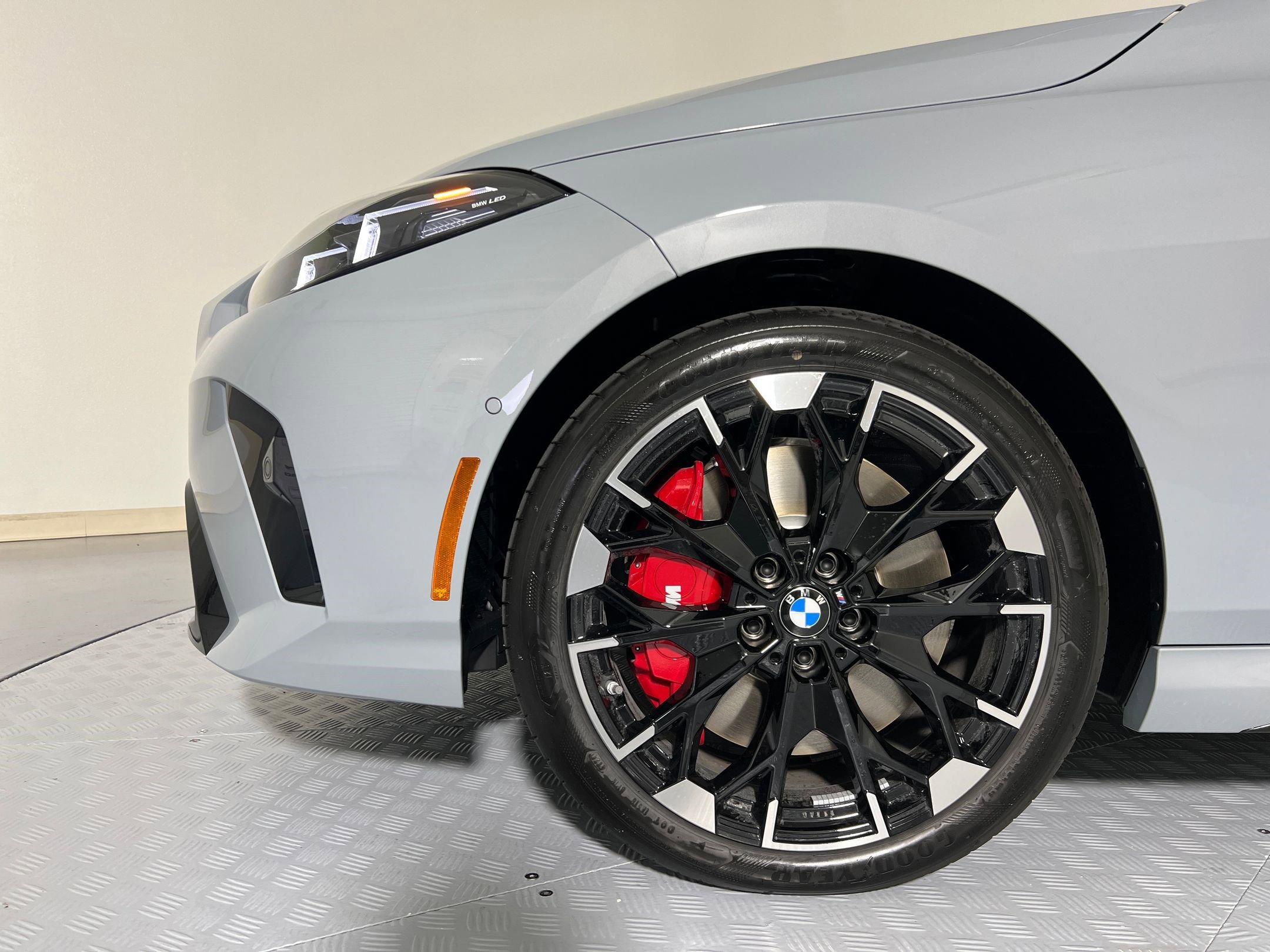 Used 2025 BMW M235i xDrive image 10