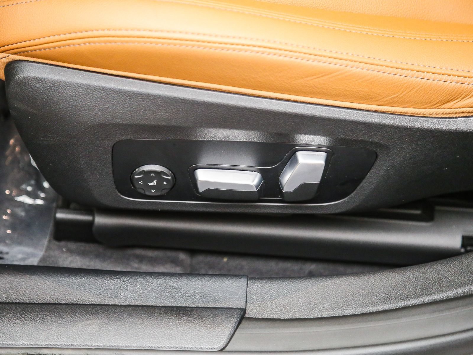 Certified 2023 BMW i4 eDrive35 w/ Premium Package RWD image 22