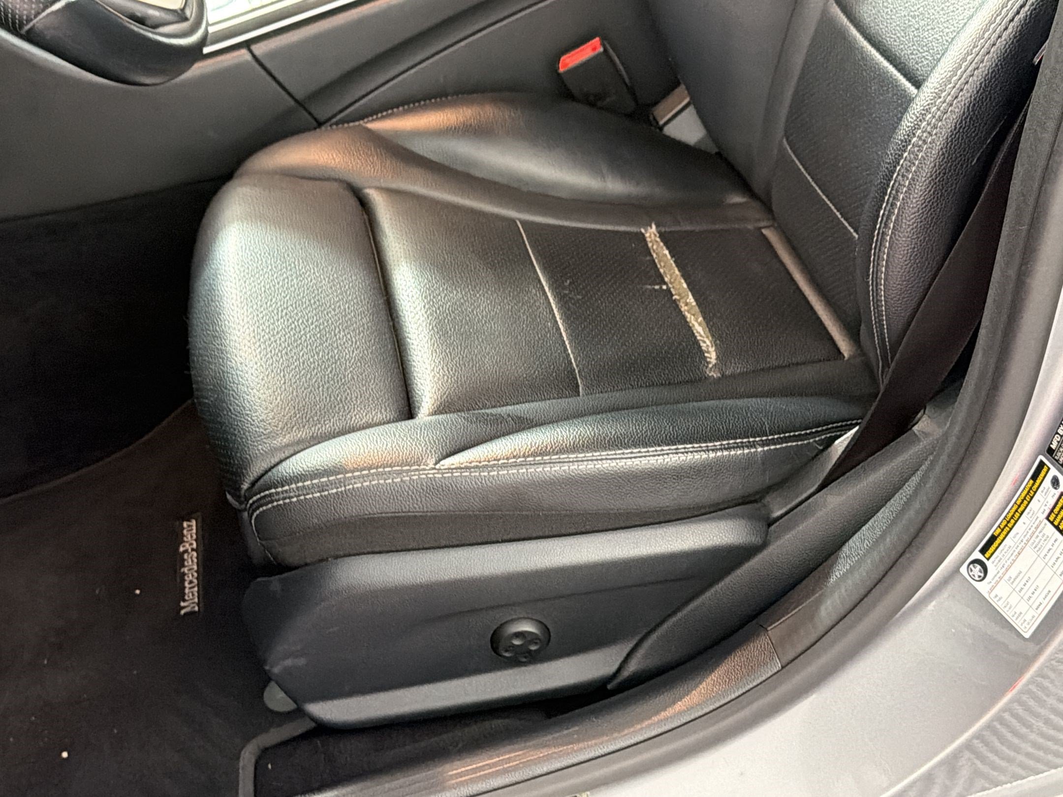 Used 2015 Mercedes-Benz C 300 4MATIC Sedan image 15