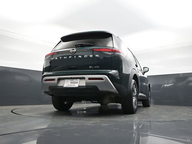 Used 2023 Nissan Pathfinder SL AWD/4WD image 30