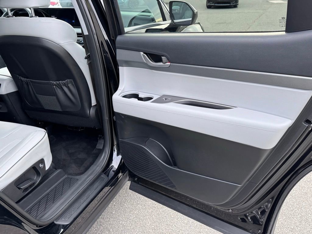 Used 2025 Hyundai Palisade SEL image 25