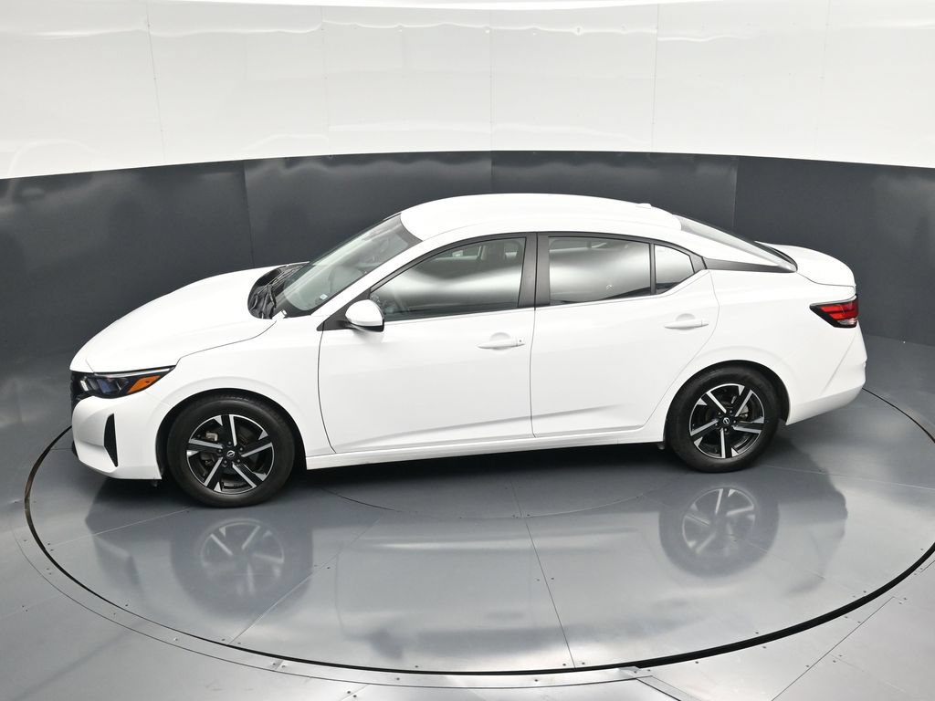 Used 2024 Nissan Sentra SV FWD image 47