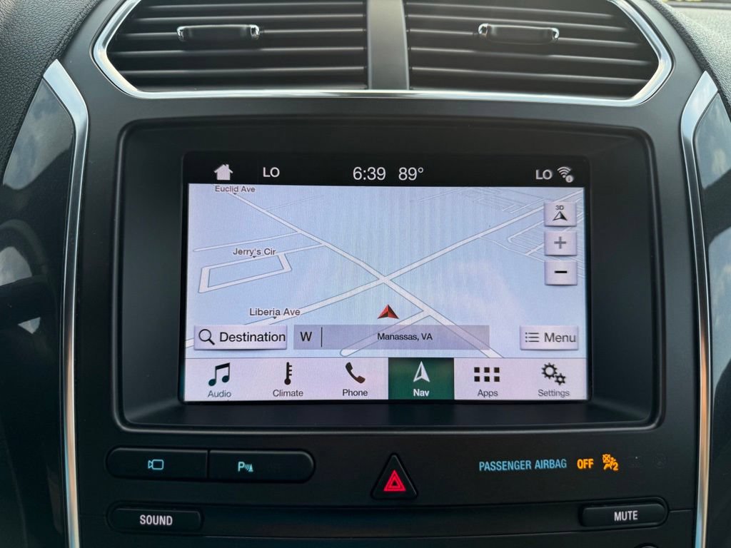 Used 2019 Ford Explorer Limited w/ Ford Safe & Smart Package FWD image 30