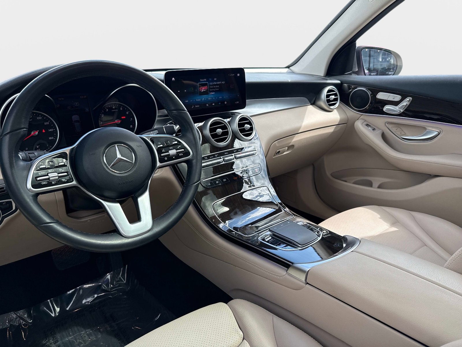 Certified 2020 Mercedes-Benz GLC 300 image 16
