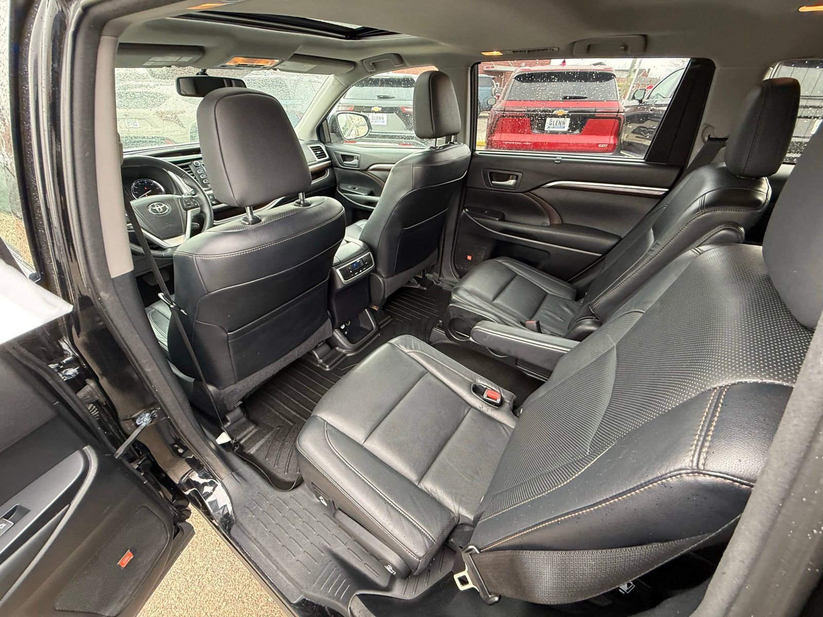 Used 2015 Toyota Highlander Limited image 22