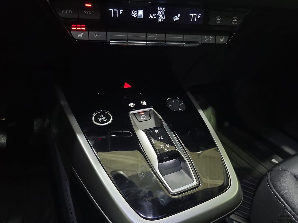 New 2026 Audi Q4 e-tron Premium image 25