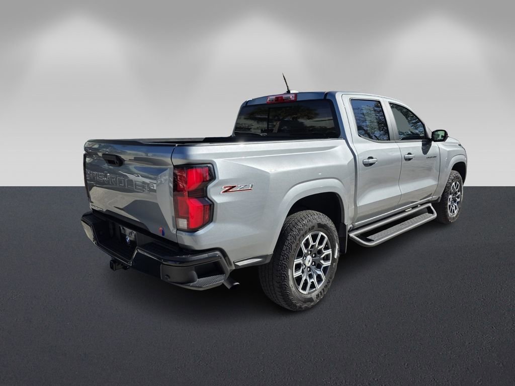 Used 2023 Chevrolet Colorado Z71 w/ Z71 Convenience Package 2 image 4