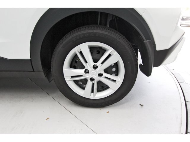 Certified 2025 Nissan Kicks Play S FWD image 27