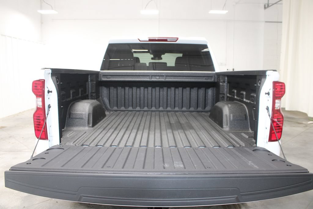 New 2026 Chevrolet Silverado 1500 W/T w/ WT Value Package AWD/4WD image 16
