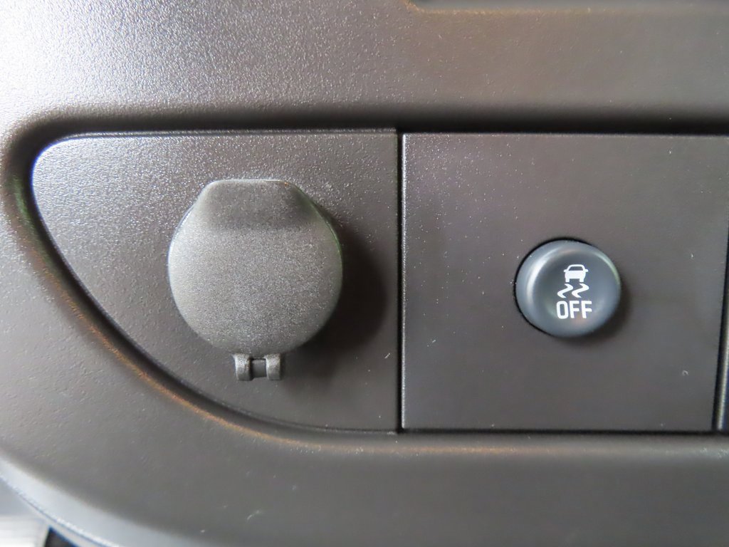 Used 2024 Chevrolet Express 2500 w/ Driver Convenience Package image 6