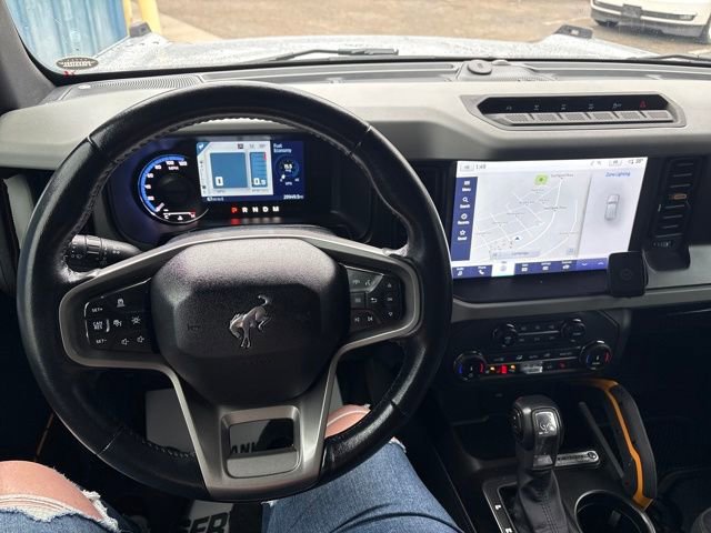 Used 2022 Ford Bronco Badlands image 11