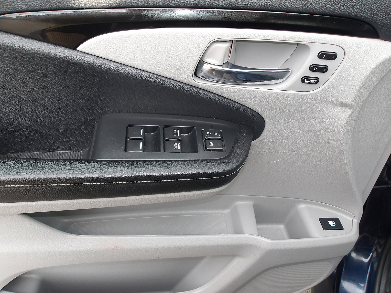 Used 2020 Honda Ridgeline RTL-E image 13