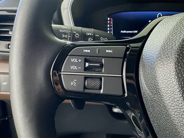 Certified 2025 Honda Pilot Elite image 12