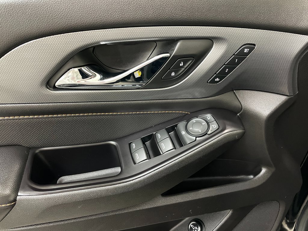 Used 2019 Chevrolet Traverse Premier w/ Redline Edition image 28