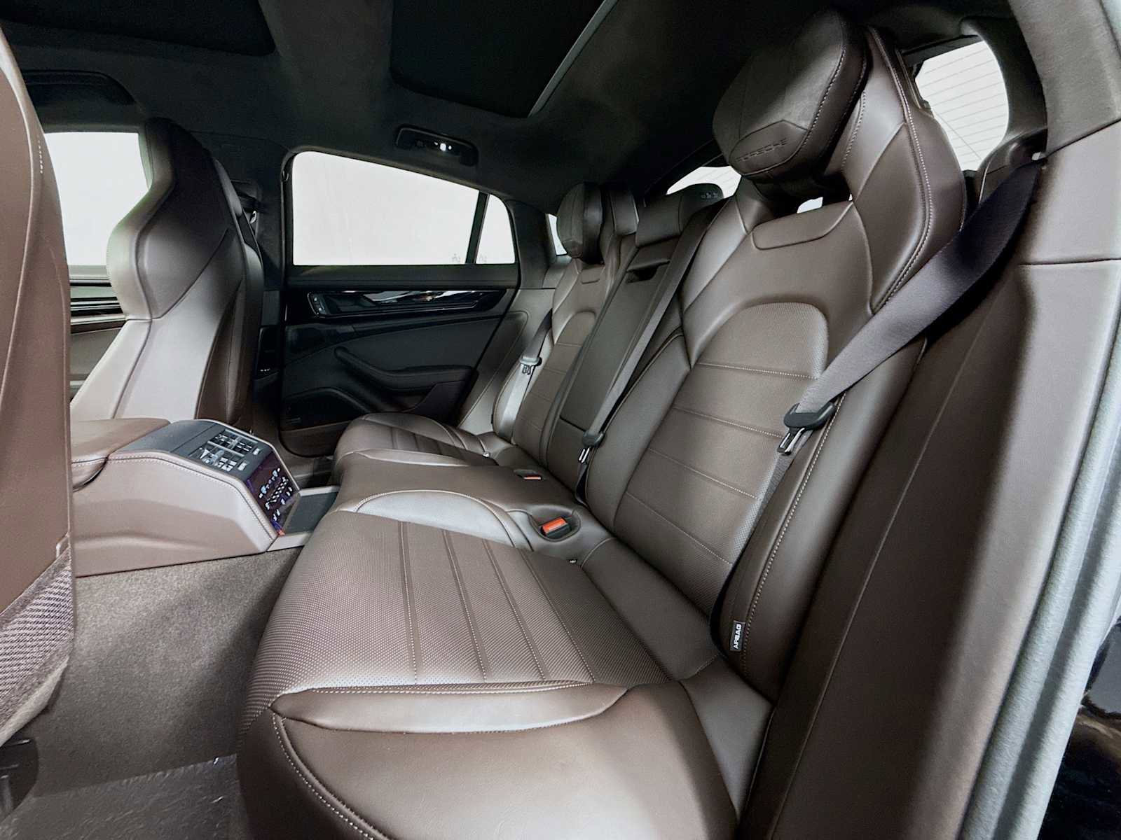 New 2025 Porsche Panamera Turbo image 24