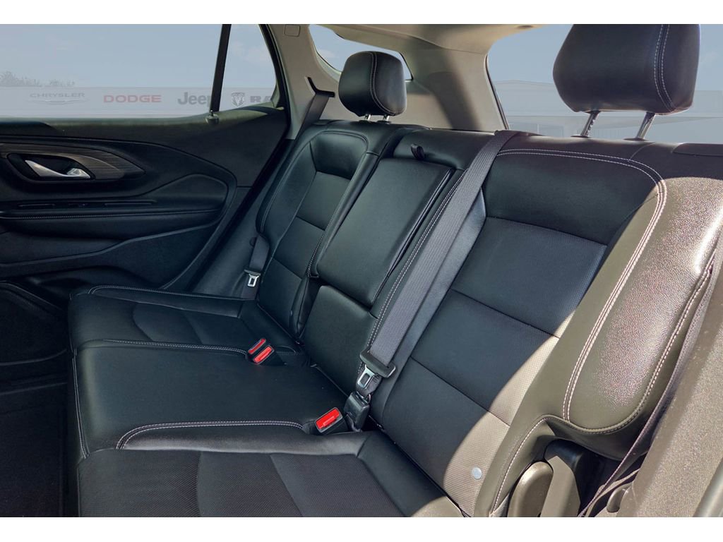 Used 2024 GMC Terrain SLT w/ Elevation Edition AWD/4WD image 13