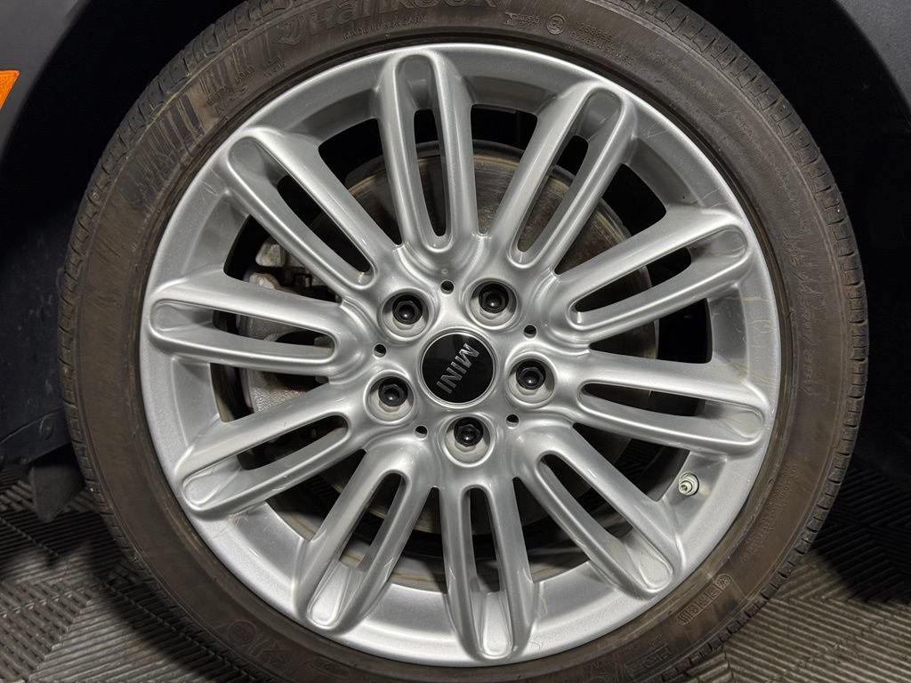 Certified 2024 MINI Cooper S FWD image 29