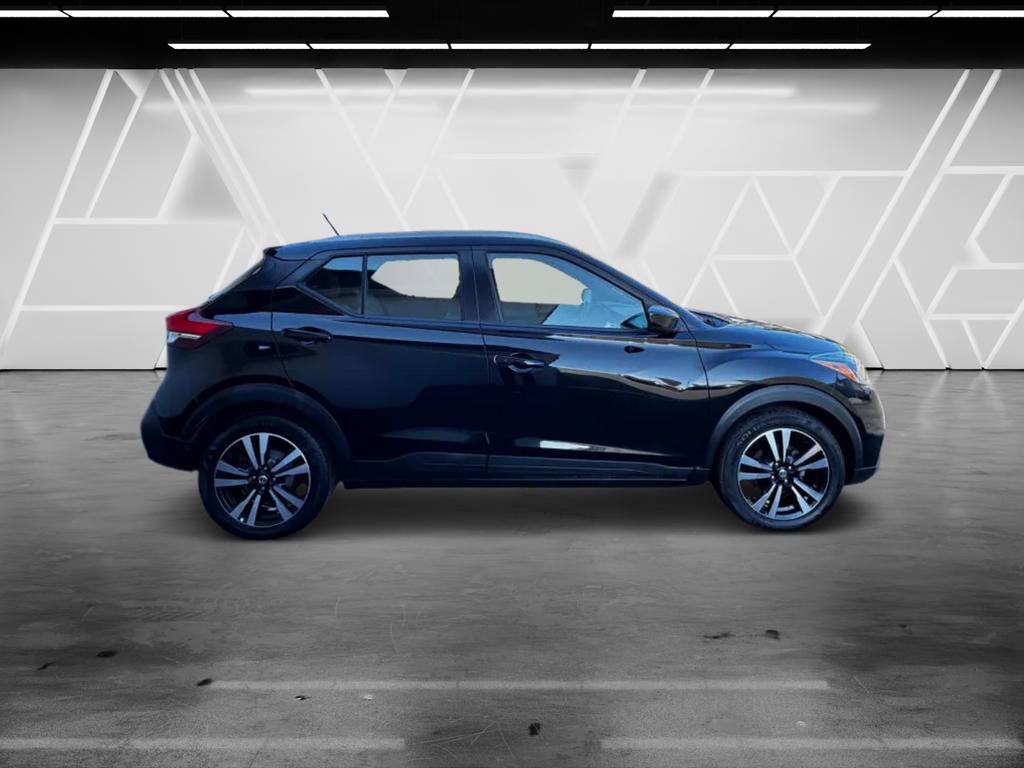 Used 2020 Nissan Kicks SV image 7