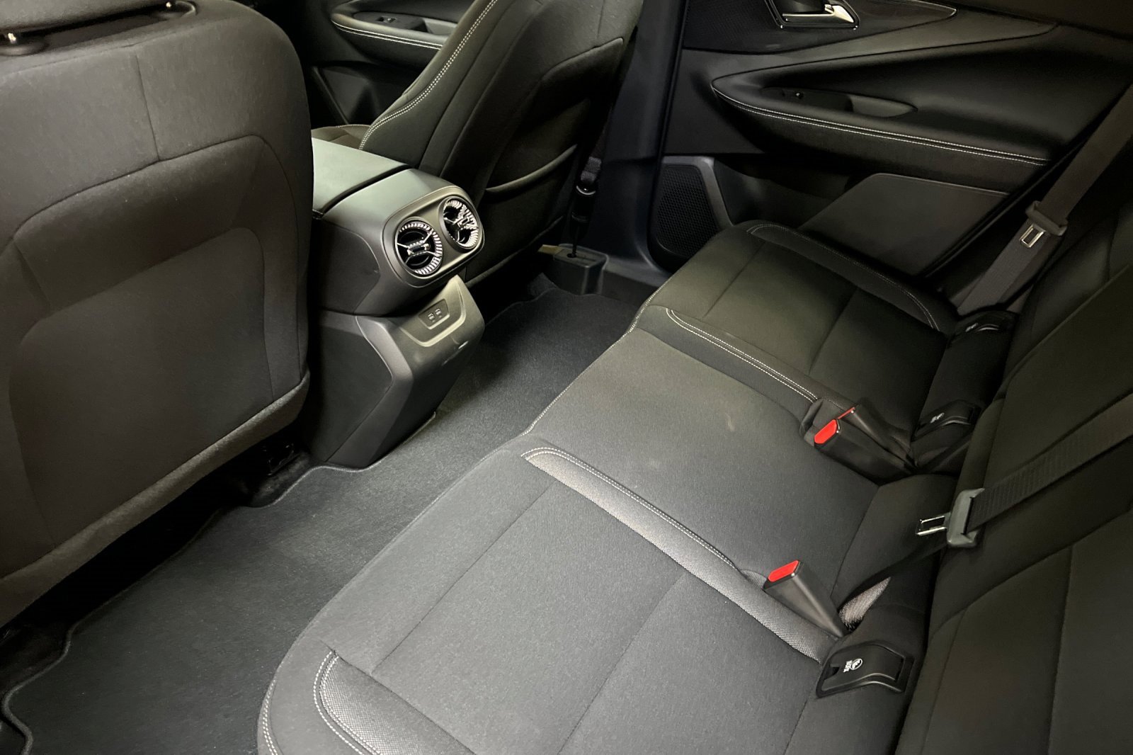 New 2026 Chevrolet Blazer EV LT image 12