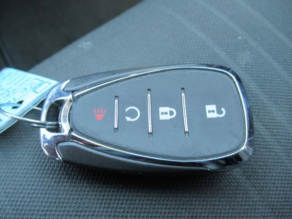 Certified 2022 Chevrolet Trax LT w/ LT Convenience Package image 23