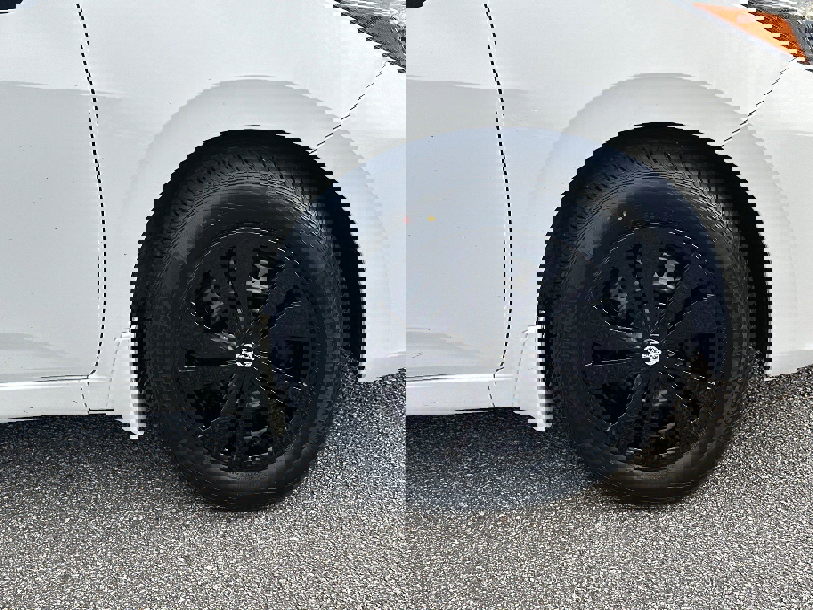 Used 2024 Nissan Versa S w/ Trunk Package image 10