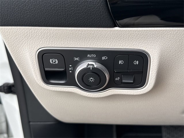 New 2025 Mercedes-Benz GLA 250 image 17