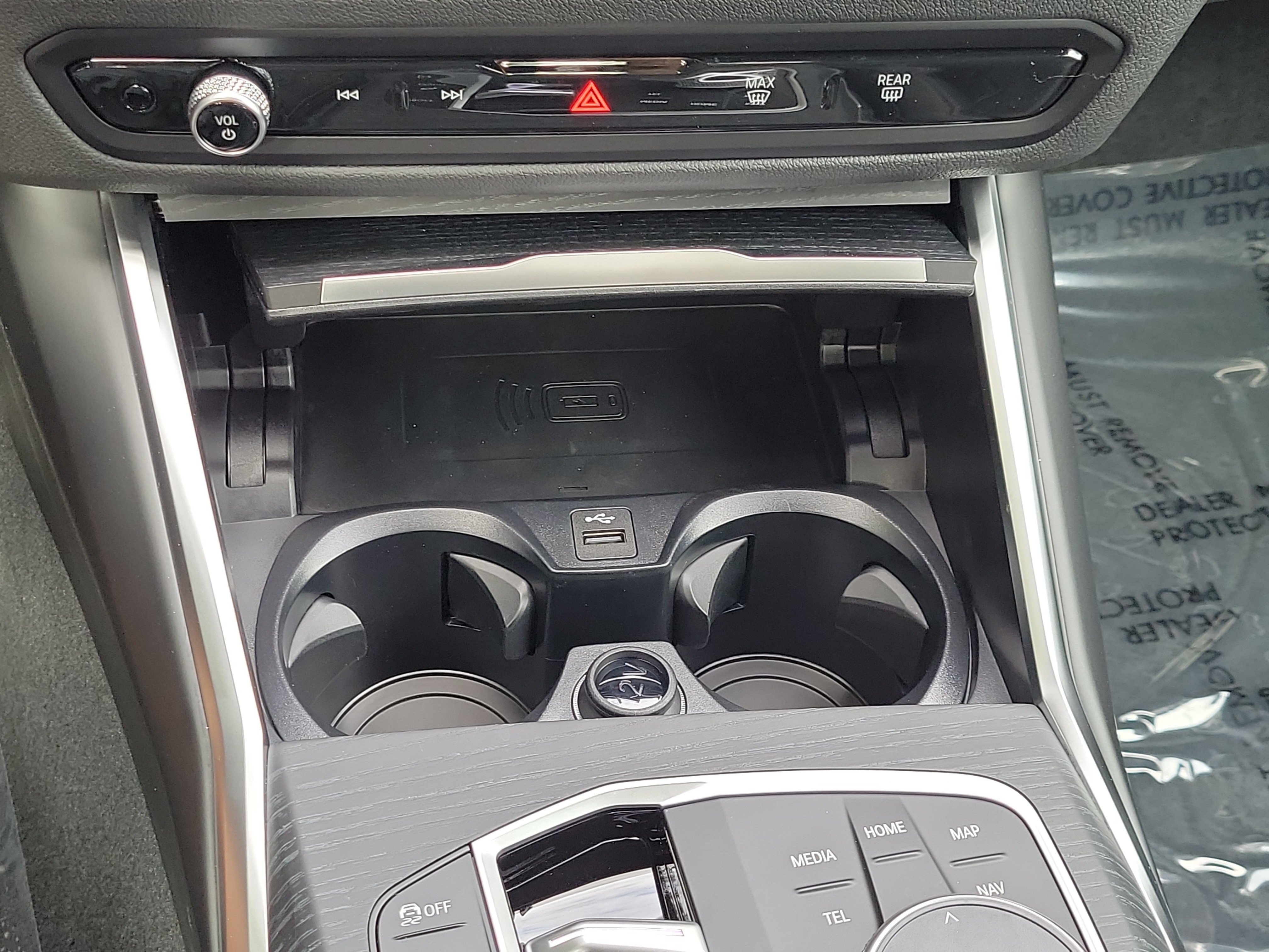 New 2026 BMW 330i Sedan w/ M Sport Package RWD image 21