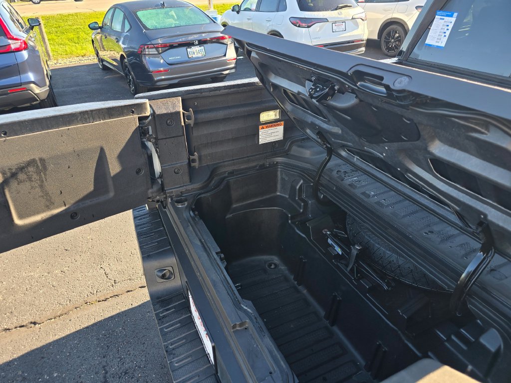 Used 2022 Honda Ridgeline Black Edition image 14