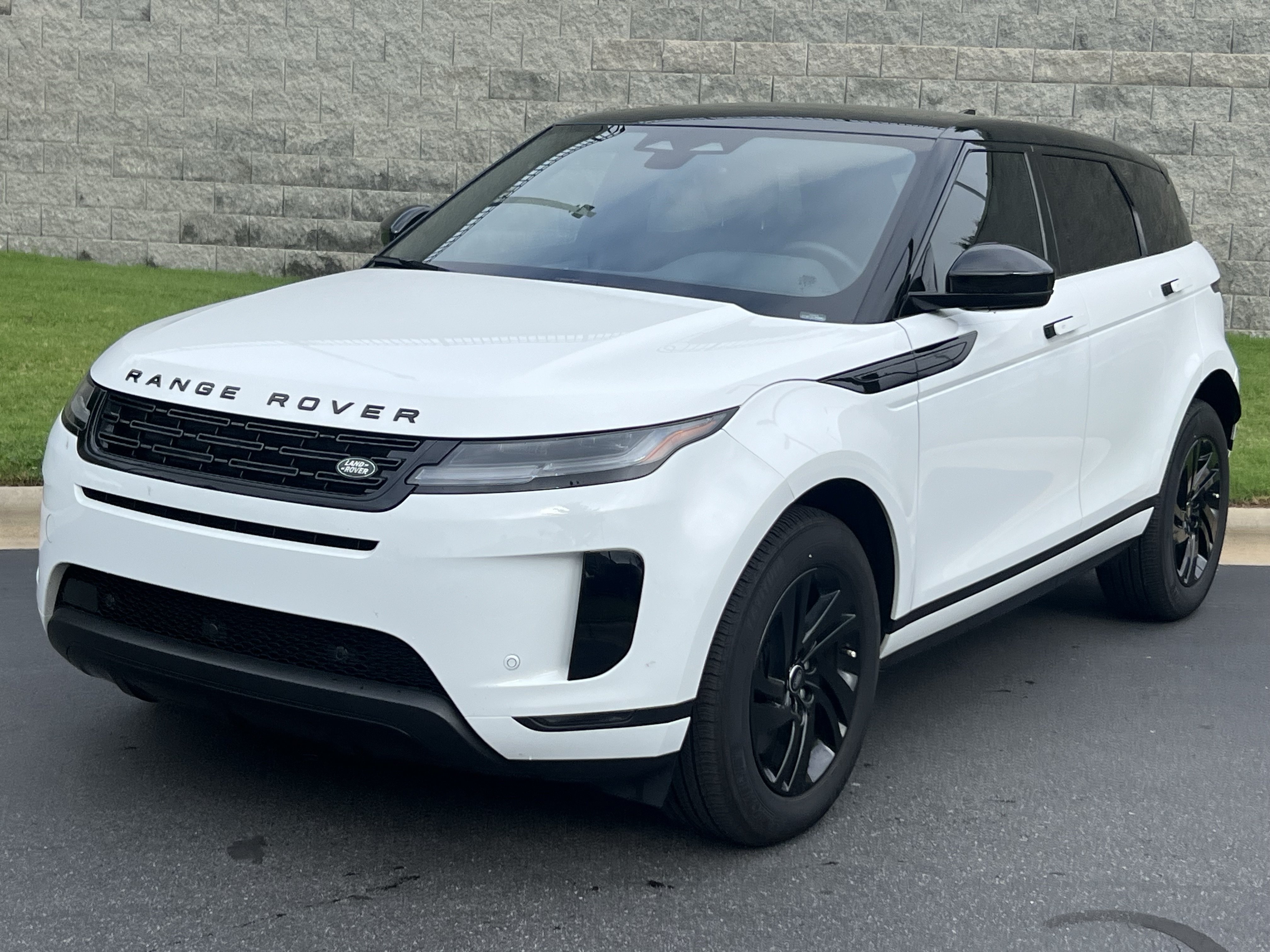 Certified 2026 Land Rover Range Rover Evoque S AWD/4WD image 1