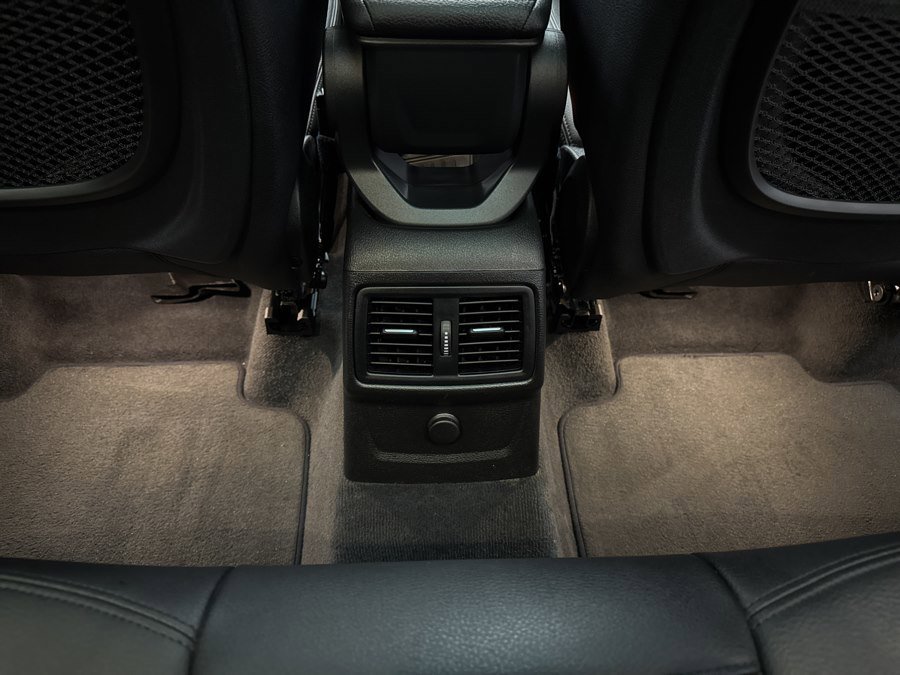 Used 2018 BMW X1 xDrive28i w/ Convenience Package image 16