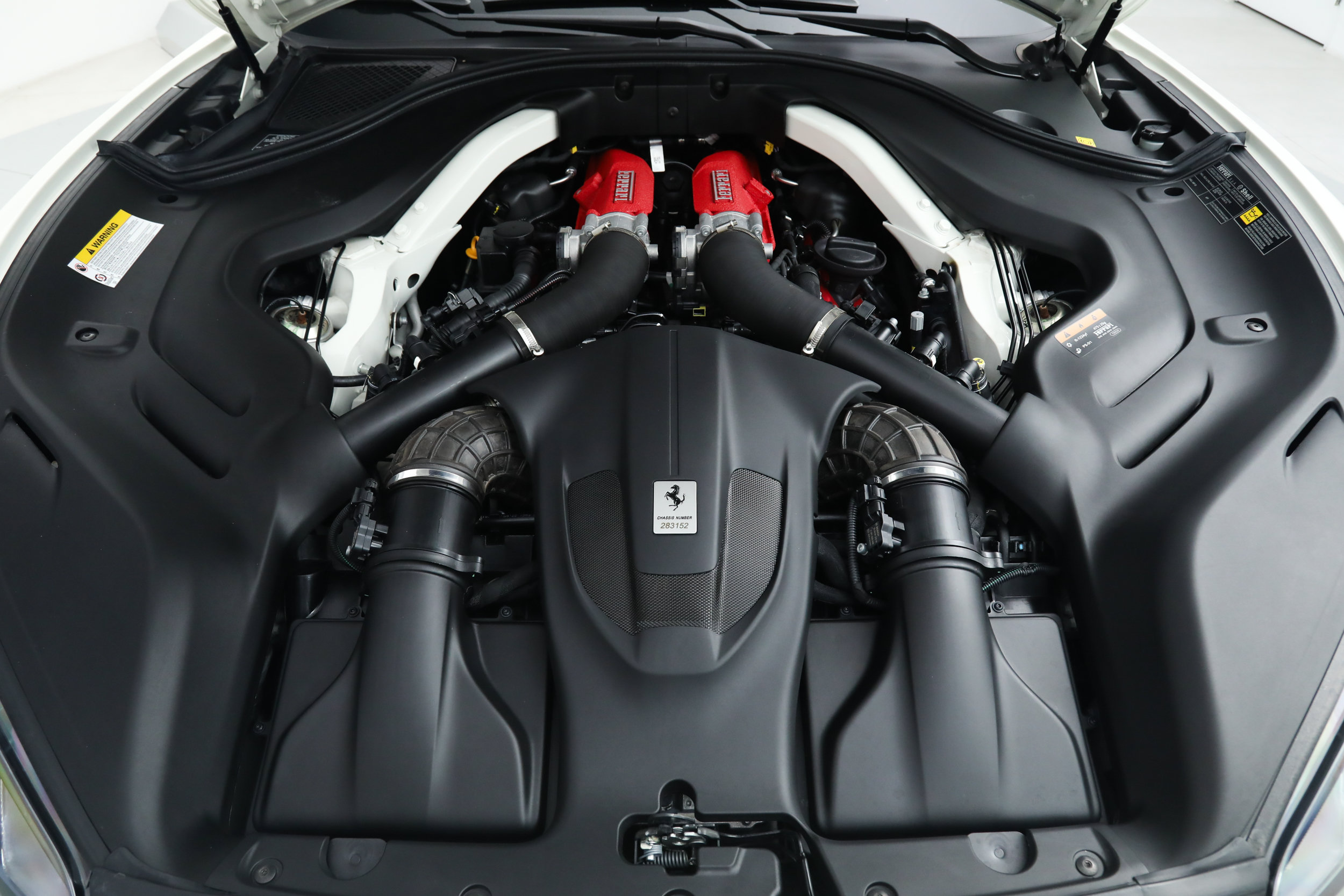 Certified 2022 Ferrari Portofino M RWD image 33