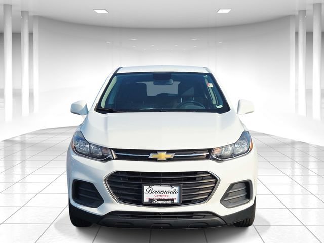 Used 2020 Chevrolet Trax LS w/ Tint and Cruise Package FWD image 5