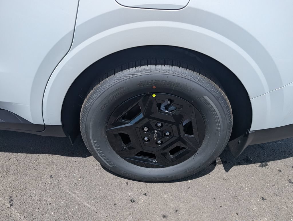 New 2026 Kia Carnival FWD image 22