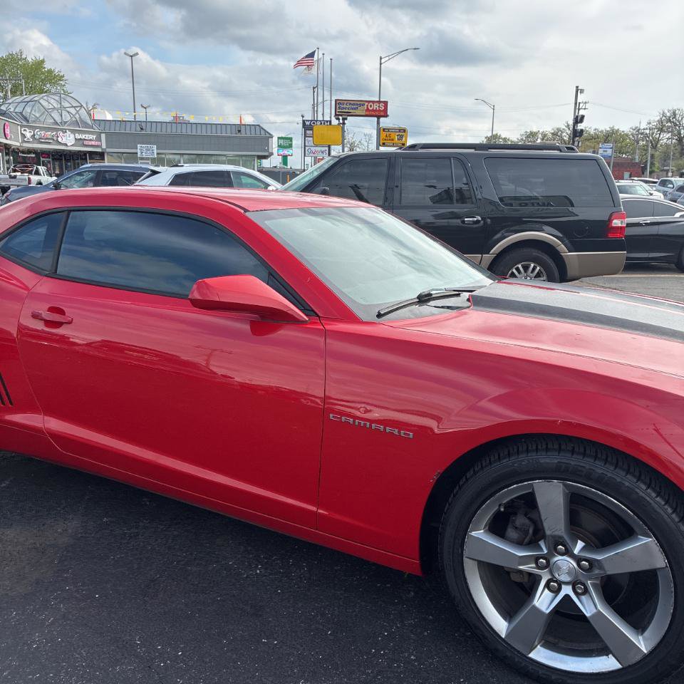 Used 2012 Chevrolet Camaro LS RWD image 5