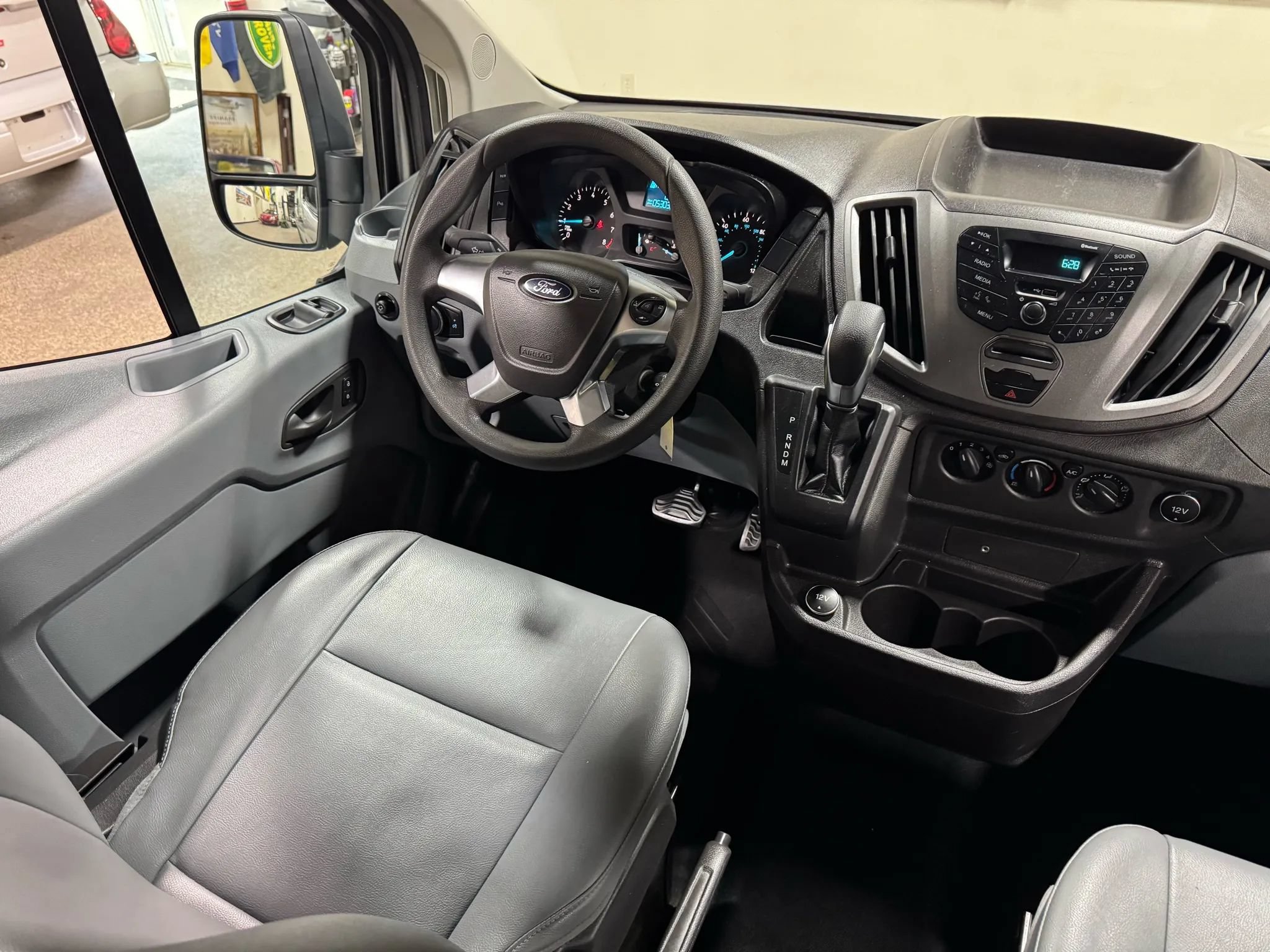 Used 2019 Ford Transit 350 XL RWD image 41