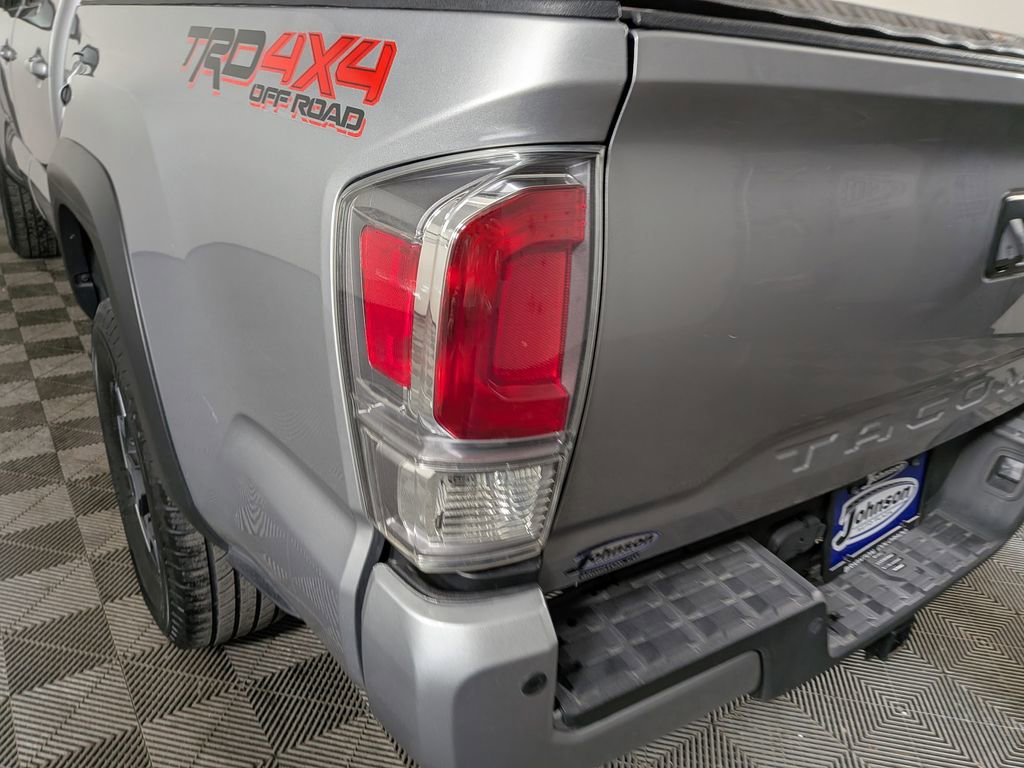 Used 2021 Toyota Tacoma TRD Off-Road image 13