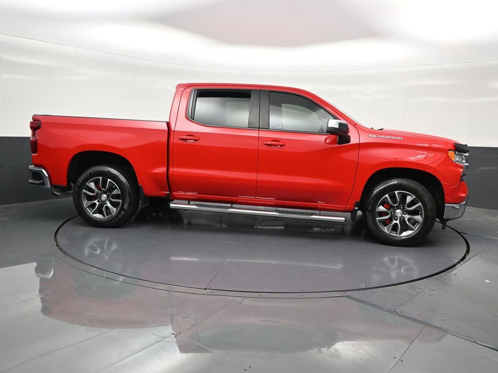 Used 2022 Chevrolet Silverado 1500 LT RWD image 7