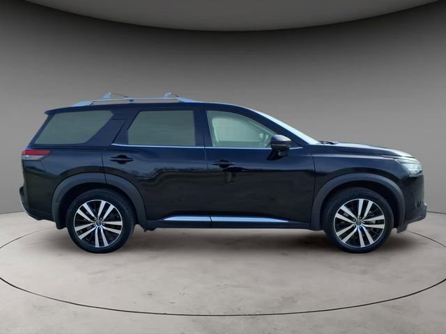 Certified 2024 Nissan Pathfinder Platinum w/ Cargo Package image 10