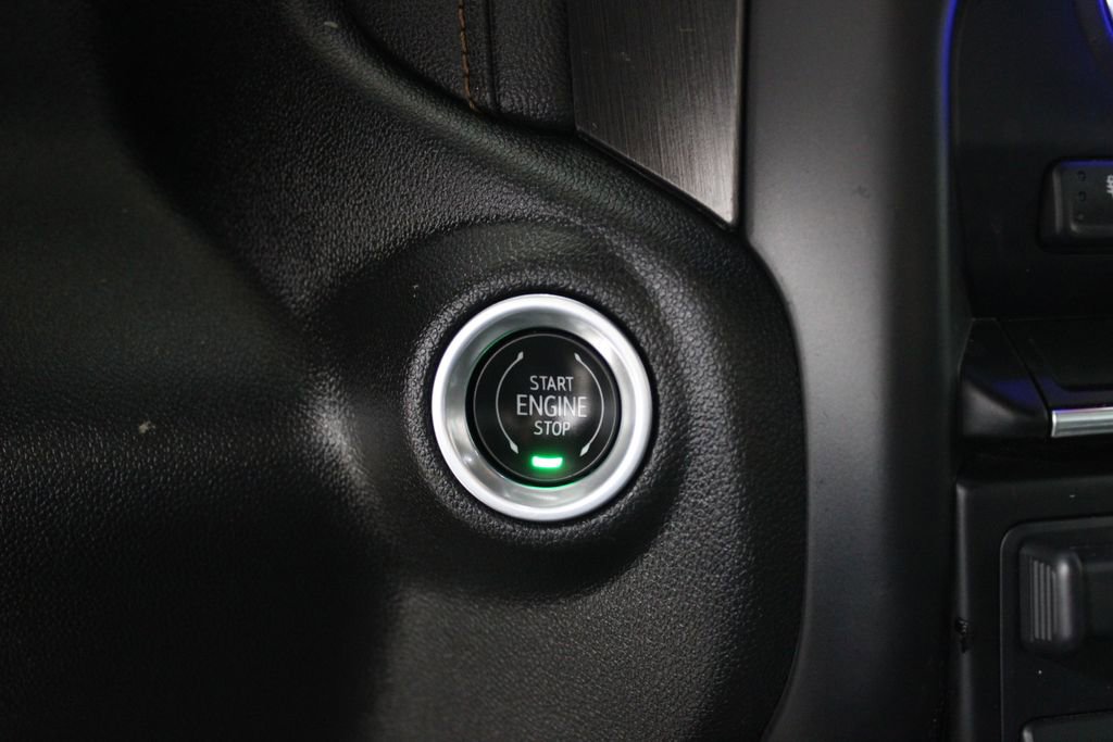 Used 2022 GMC Sierra 2500 AT4 image 47