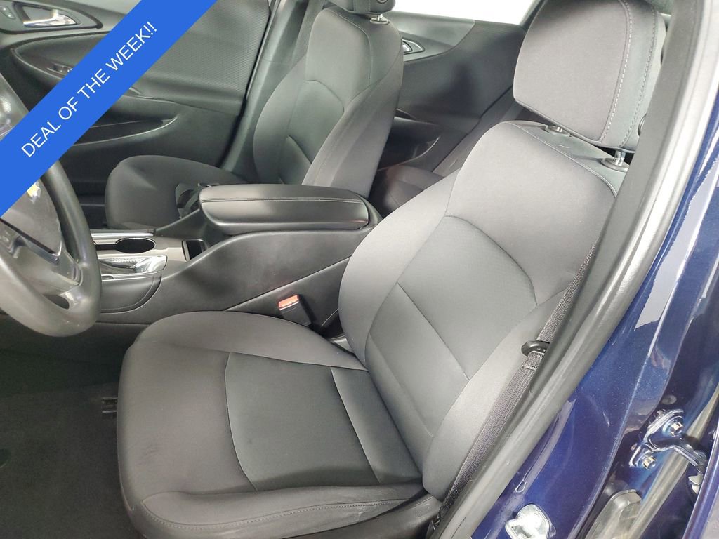 Used 2017 Chevrolet Malibu LT image 12