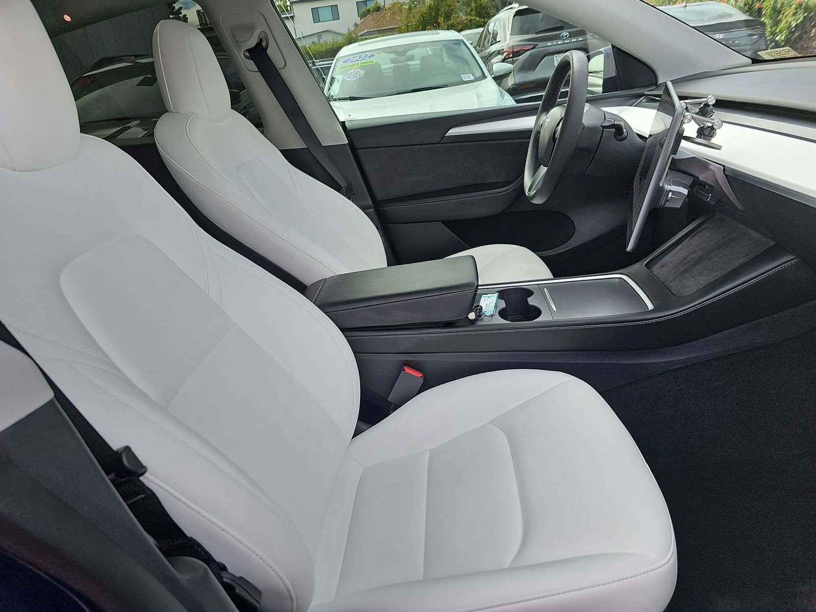 Used 2023 Tesla Model Y Long Range AWD/4WD image 10