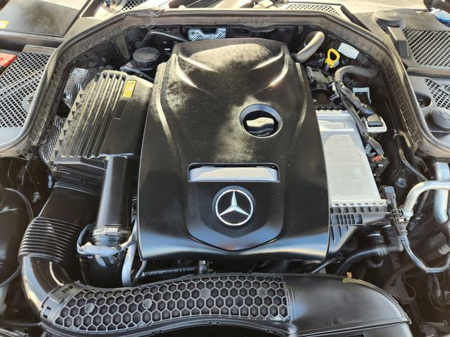 Used 2015 Mercedes-Benz C 300 Sedan image 21